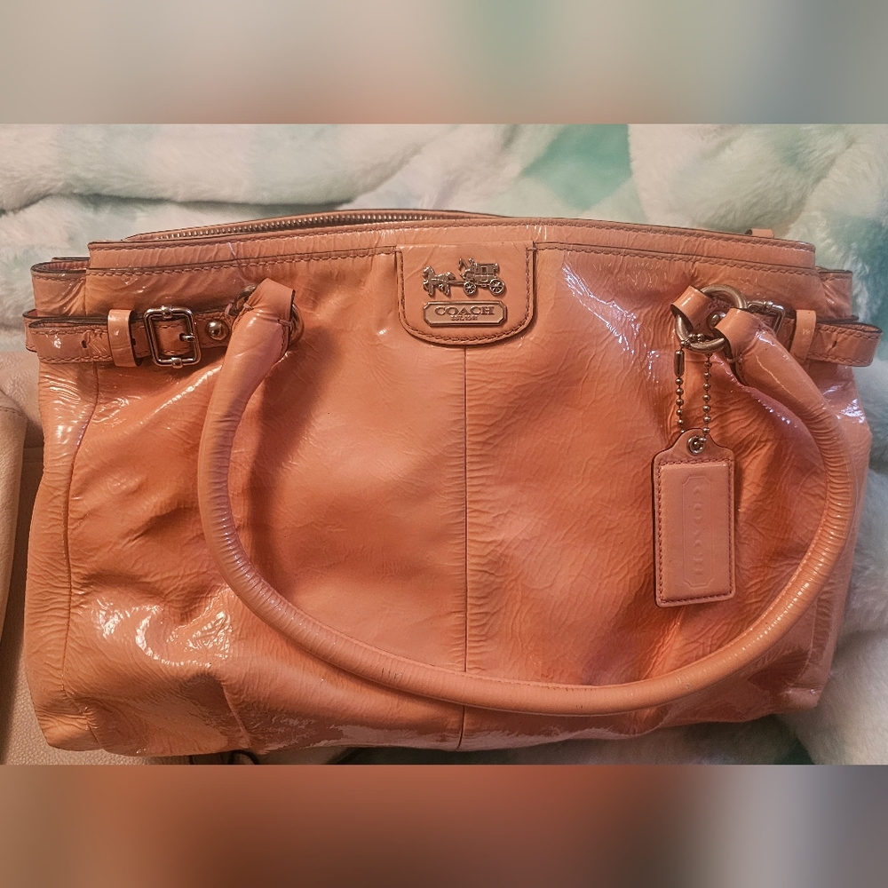 Coach Leather Coral Purse